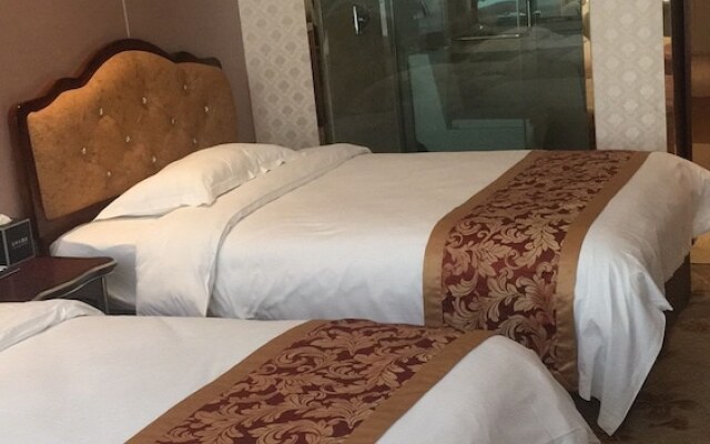 Luoyang Zhenghe Hotel