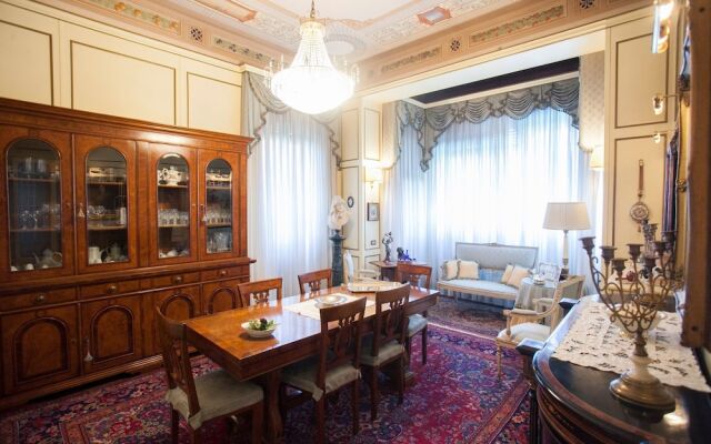 Villa Larissa