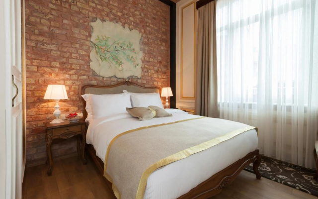 Hotel Pera Parma