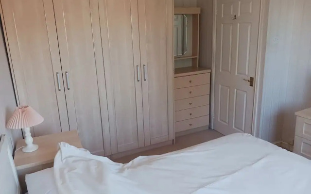 Captivating 3-bed House in Saint Helens