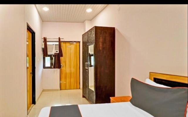 Qotel Hotel Peeragarhi