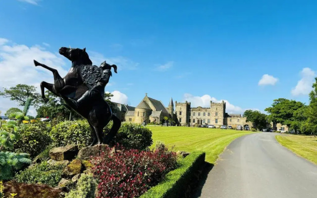 Sneaton Castle Centre