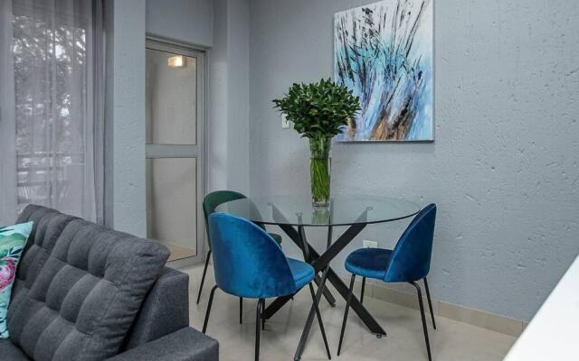 St Tropez 1 Bedroom Sandton Residence