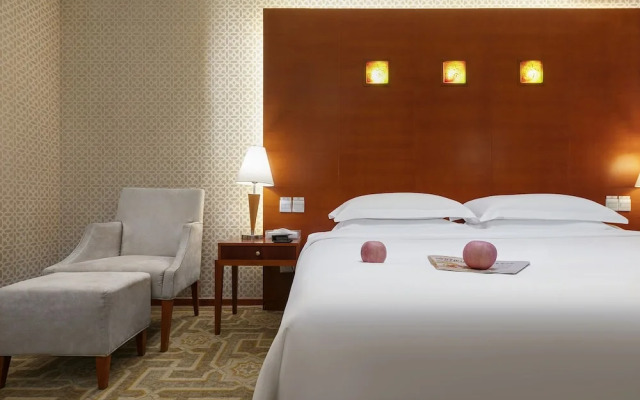 Huayang Plaza Hotel