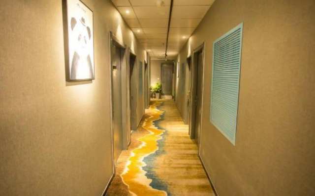 Suzhou Hualang Light House Hotel