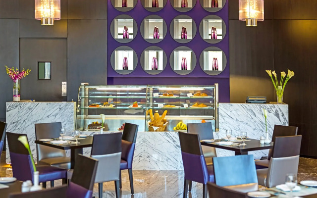 Flora Park Hotel Apartments