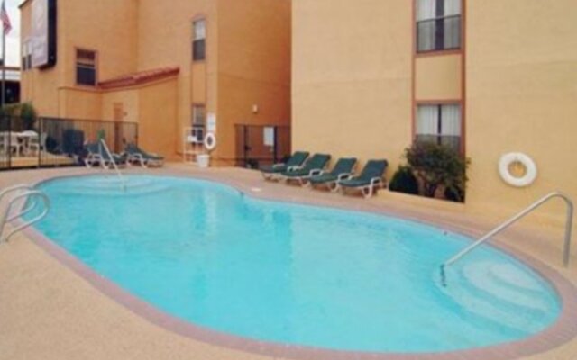 Pan American Inn & Suites