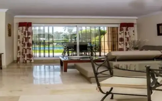 Lovely 2-bed Apartment in Elviria Nr Marbella
