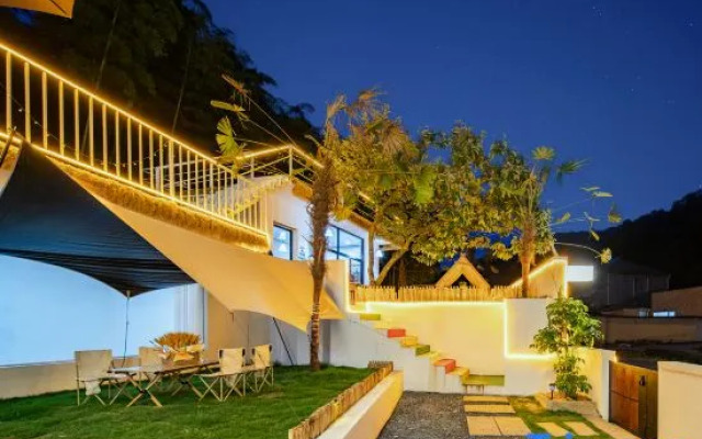 Anji Yunqian Homestay