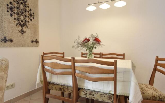 Cosy Apartment in Pepelow Near Baltic Sea