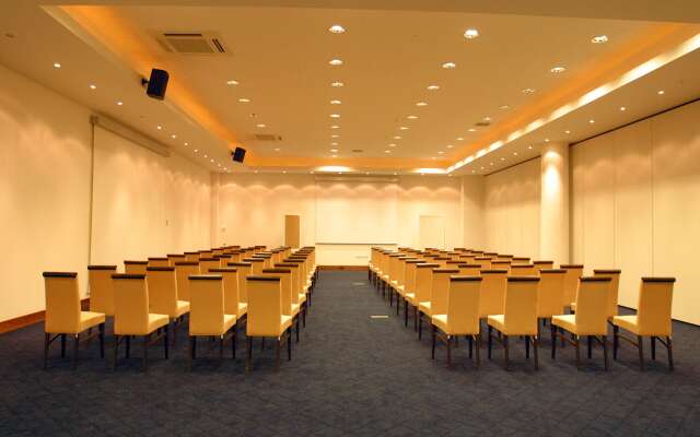 Aristoteles Holiday Resort & Spa