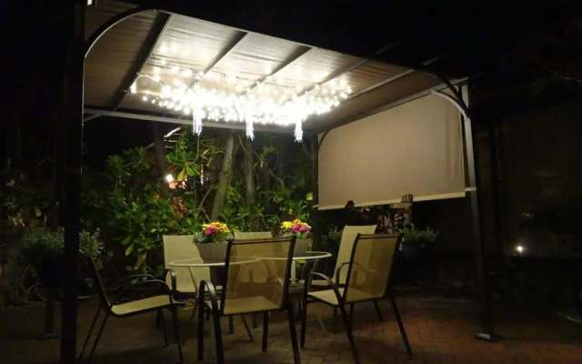 Suite Dreams Inn by the Beach