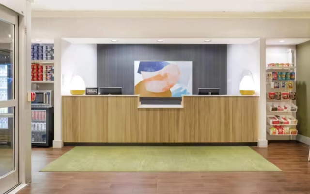 Spark by Hilton La Crosse Onalaska