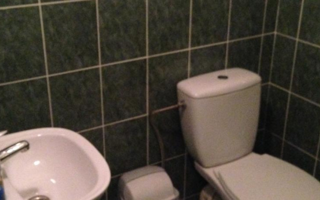 Svečių Namai ir Kavinė Oazė