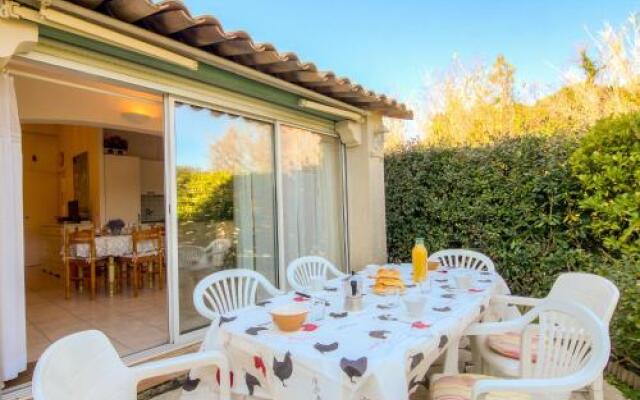 Holiday Home Les Parcs de Gassin.5