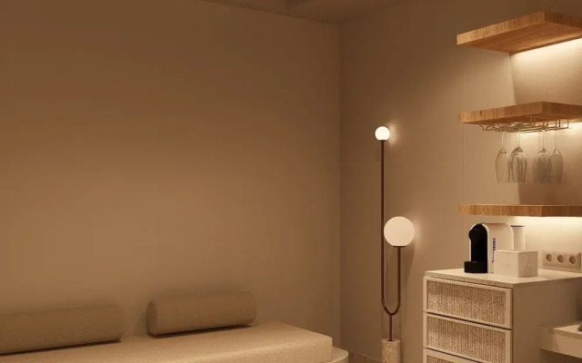 F ZEEN ATHENS – Adults Only