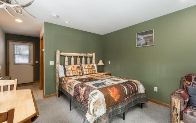 Ponderosa Lodge
