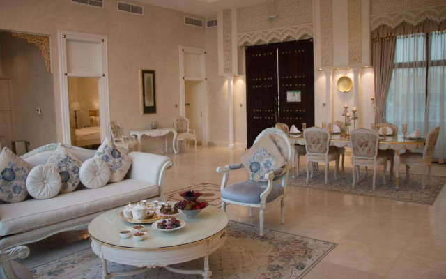 Western Hotel - Madinat Zayed