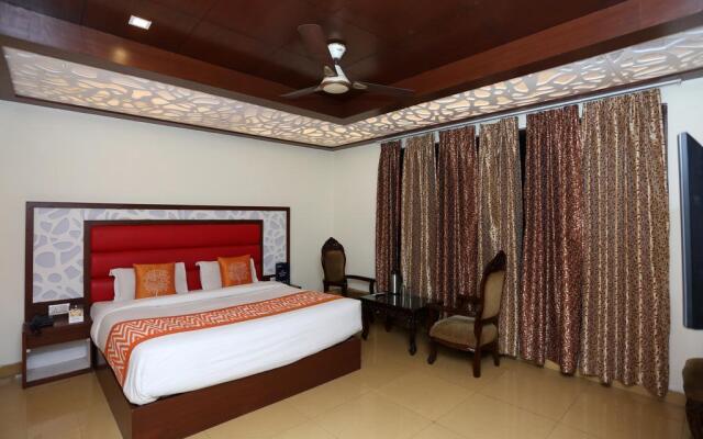 OYO 899 Dwaper Hotel