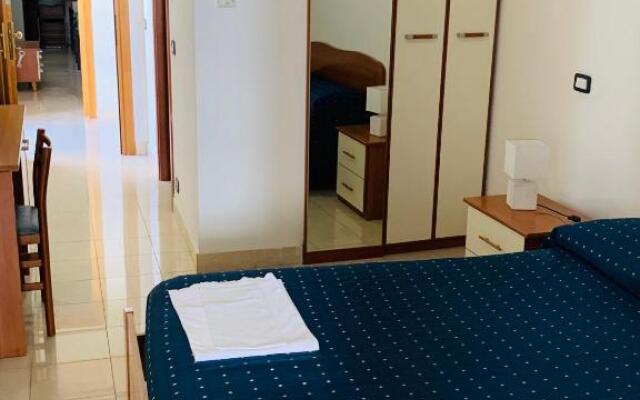 Fontana Di Papa Al 12