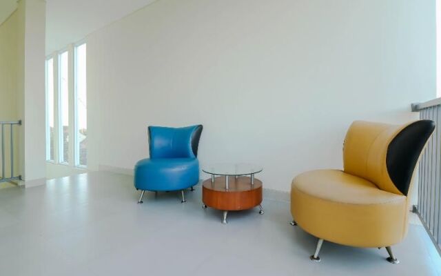 OYO 1200 Kencana Residence
