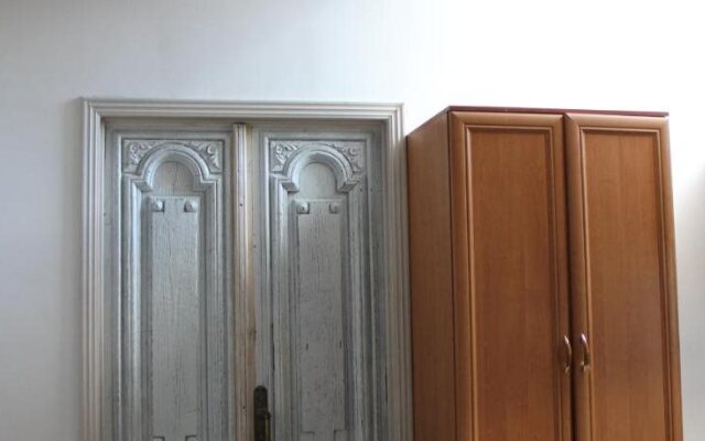 Отель Зебра