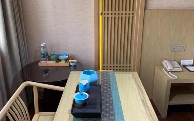 Richun Teaism Hotel