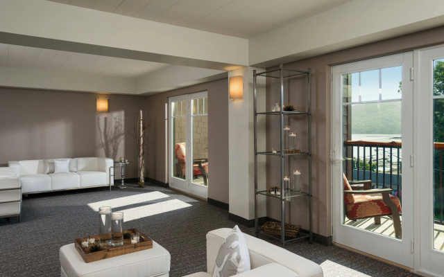 Courtyard by Marriott Lake George