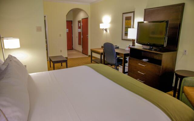 Holiday Inn Express & Suites Houston North Intercontinental by IHG