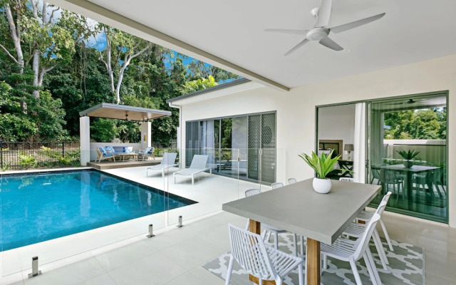 Esprit 10 Palm Cove