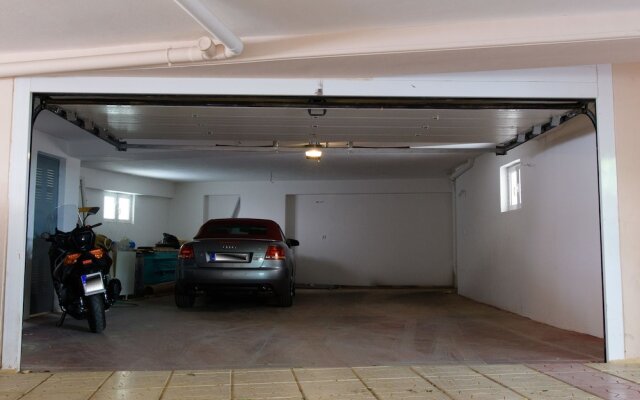 Athineon Residence