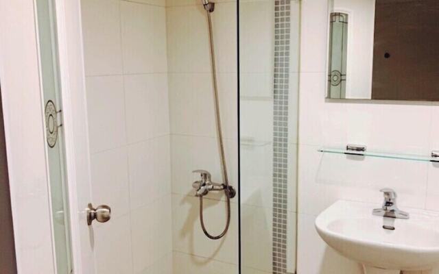 Easy Inn Hostel