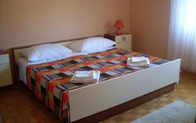 Rooms Neda