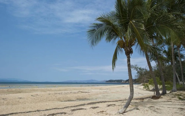 Beachcomber Unit 2