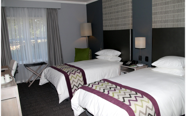 Holiday Inn Johannesburg Airport by IHG