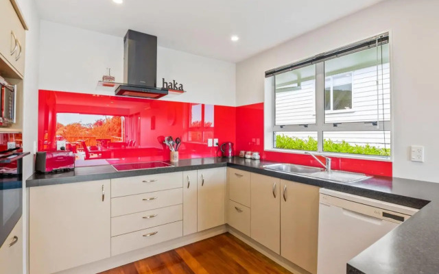 Winara Winner - Waikanae Holiday Home