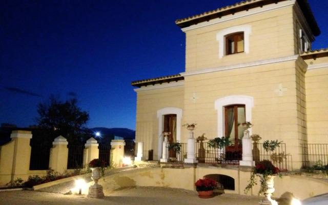 Hotel Villa Calandrino