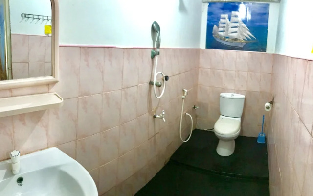 Star Hotel Arugambay