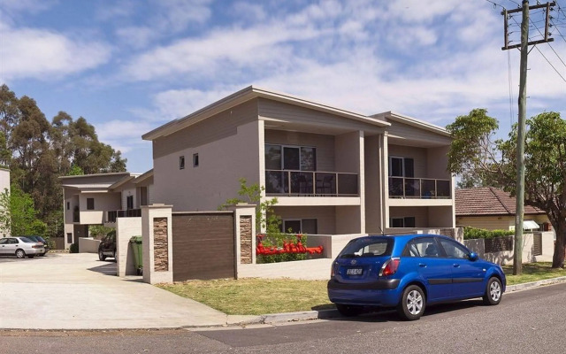 Bluegum Apartments
