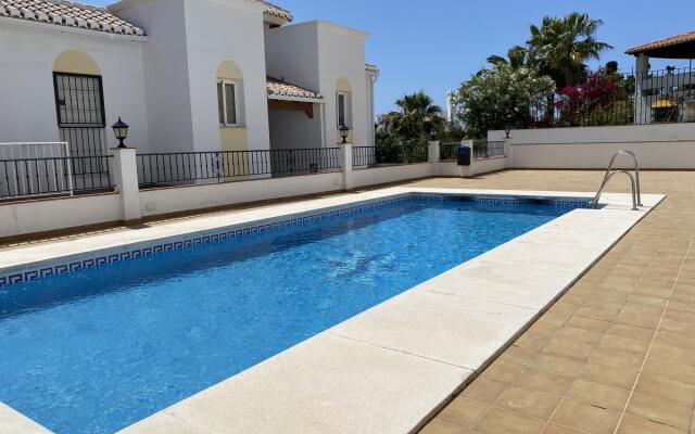 Chimenea Pinar 1D Apartments Casasol