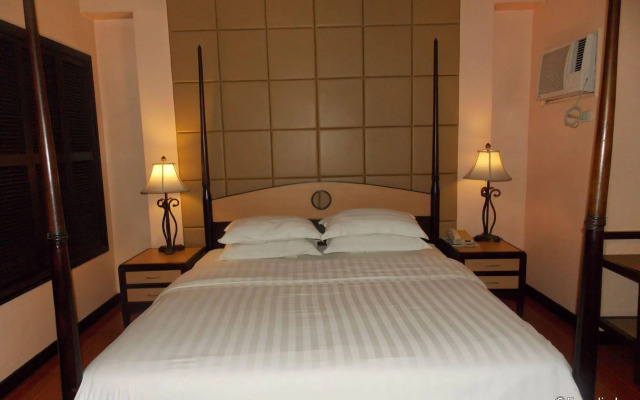 Planta Centro Bacolod Hotel & Residences