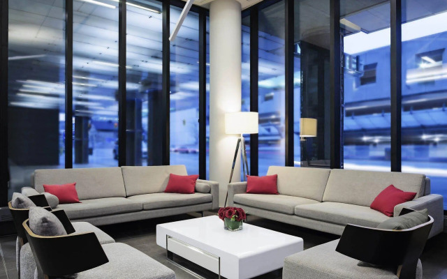 DoubleTree by Hilton Ottawa Downtown