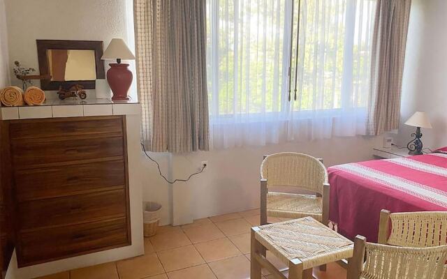 Zandoyo Bed & Breakfast