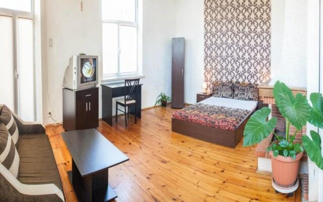 Ivani Hostel and B&B