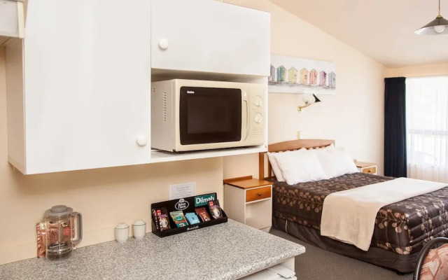 Goldmine Motel