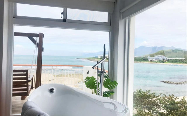 Blue Sea Sunny Sea View Homestay