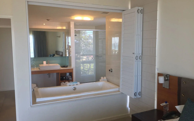 Mantarays Ningaloo Beach Resort