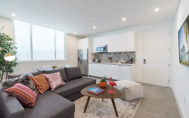 VHC Luxury Apartments 538-202