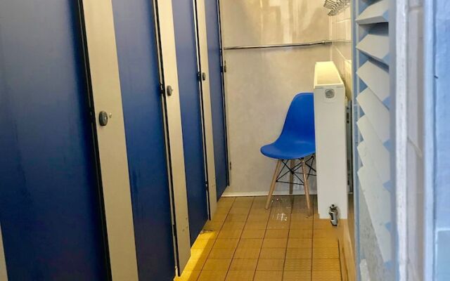 The Vagabond Bunkhouse & Pizzaria - Hostel