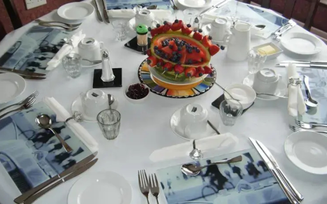 Attyrory Lodge Tourist Accommodation B&B
